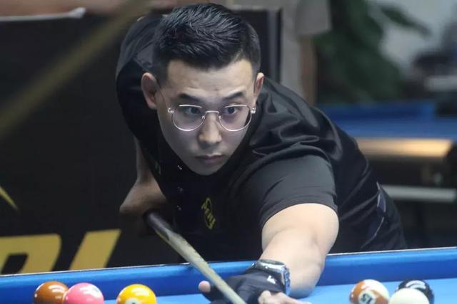 当詹姆斯持 当詹姆斯持