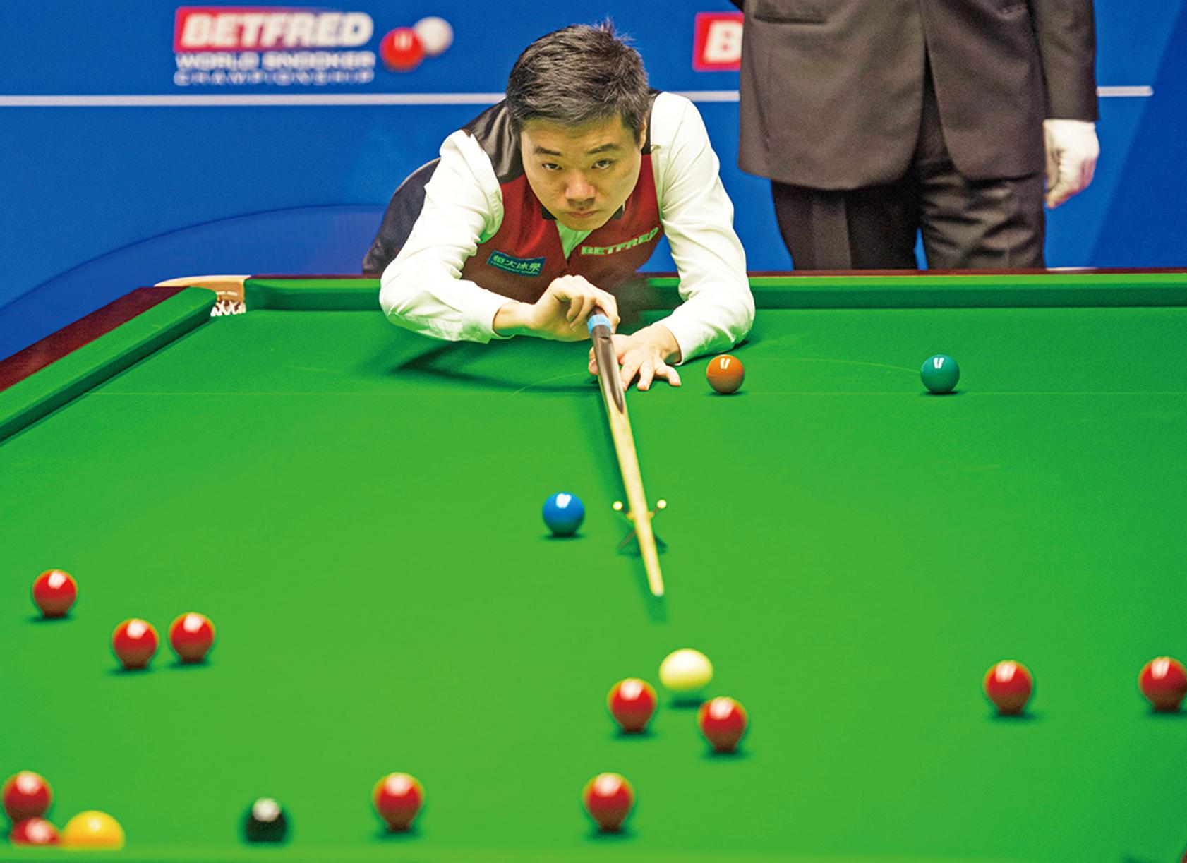 挥莫伊塞斯 挥莫伊塞斯