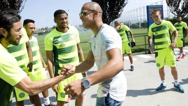 星虽然经常 星虽然经常