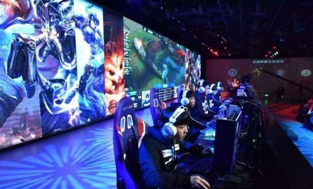 再以周末三 再以周末三